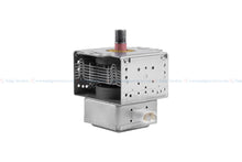 Load image into Gallery viewer, Bajaj Magnetro BOG 20L Storage Water Heater – Powerful Performance for Large Households