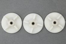 Load image into Gallery viewer, Philips Jar Coupler for HL7697 HL7699 HL7756 HL7701 HL7505 HL7555 HL7760 HL7763 HL7707 Mixer Models (Pack of 3)